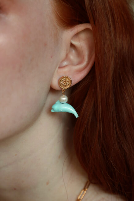 dolphins from 10 decoart. Beautiful jewellery. Earrings are stunning