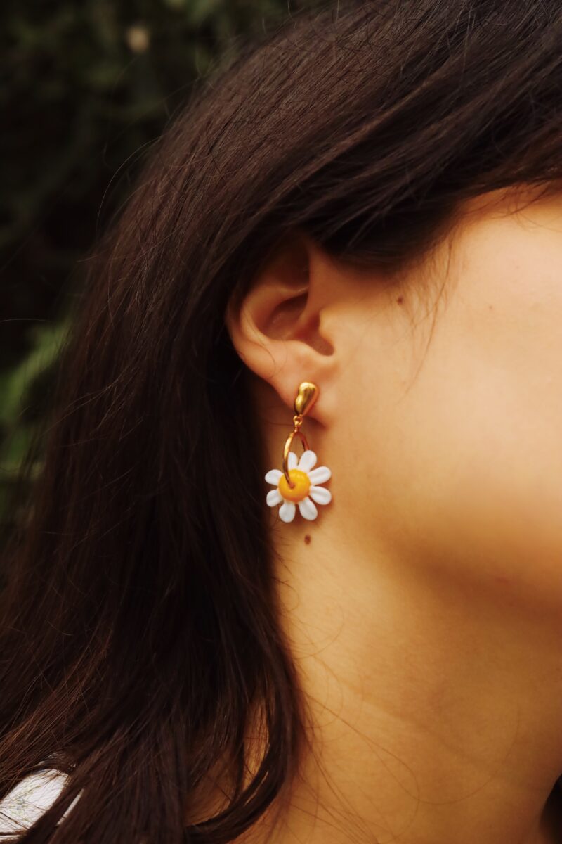 camomile flowers earrings from 10decoart