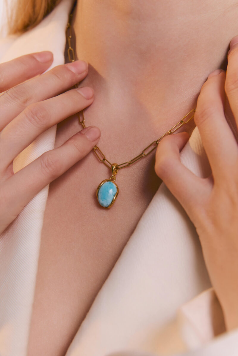 beautiful larimar pendant. Goldplated pendant